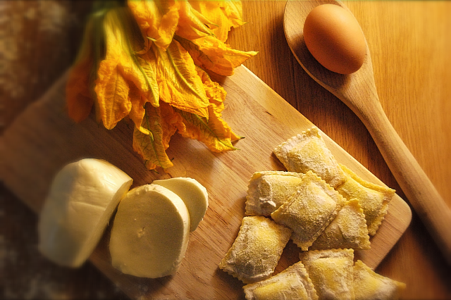 Ravioli Mozzarella e Fiori di Zucca